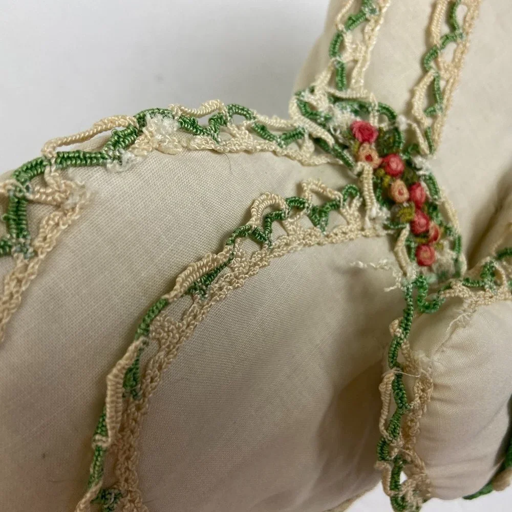 Vintage Retro Pillow Heart